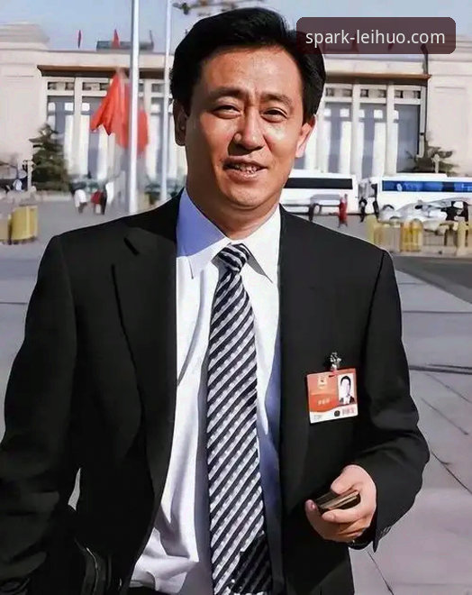 许家印案庭审落幕，雷火电竞平台深度解析“金元足球”兴衰最新动态